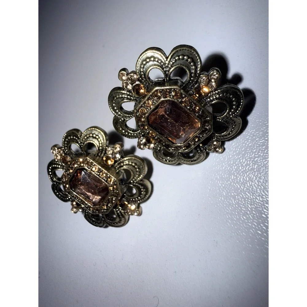 Vtg Goldtone Yellow Crystal‎ Ornate AVON SO SP Pierced Earrings 1